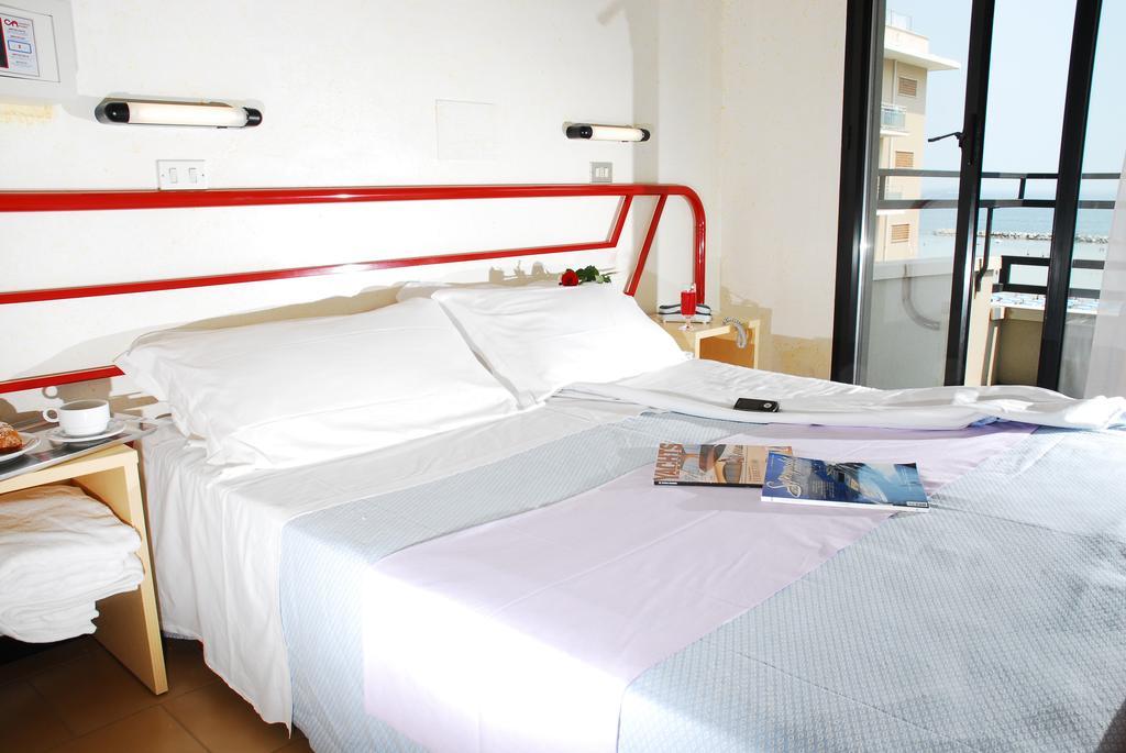 Florida Park Hotel Bellaria-Igea Marina Quarto foto